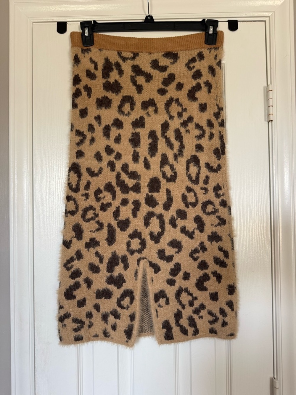 Mystree Women’s Leopard Fuzzy Midi Skirt size M - Picture 3 of 7